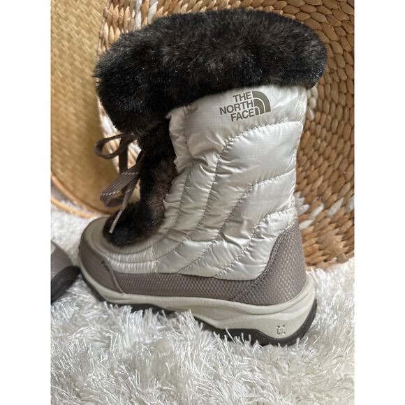 The North Face Nuptse Icepick down filled puffer fur women’s winter boots 7 - Picture 11 of 13